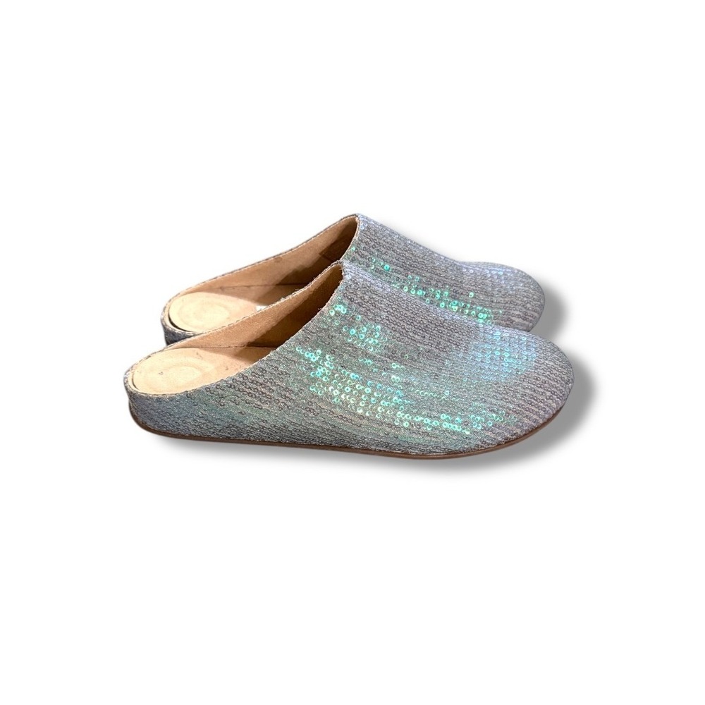 FitFlop Chrissie Sequin Mules Size 9 Silver Iridescent Slip On Slippers Sparkle